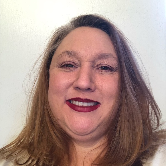 Meet your Posher, Princess - Picture 5 of 7